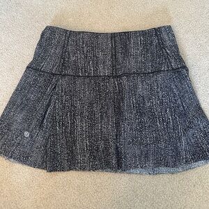 Lululemon Lost In Pace Skirt Size 6